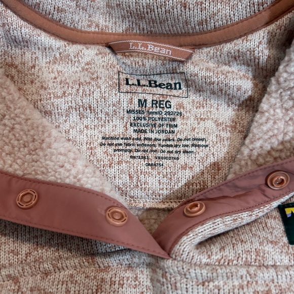 L.L. Bean thick sweater - Picture 5 of 6